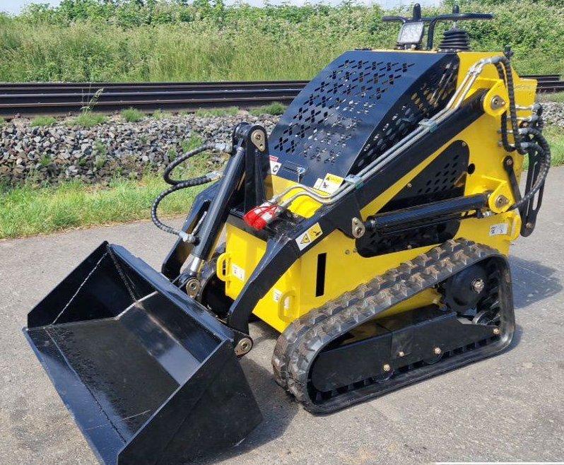 Raupen-Kompaktlader Delano T360 bei Vextor-Baumaschinen